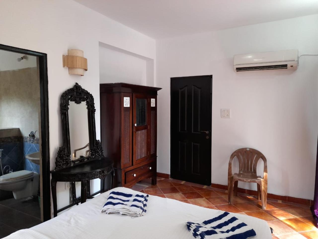 Ferienwohnung Aquavista At Casaphilomena Calangute Exterior foto